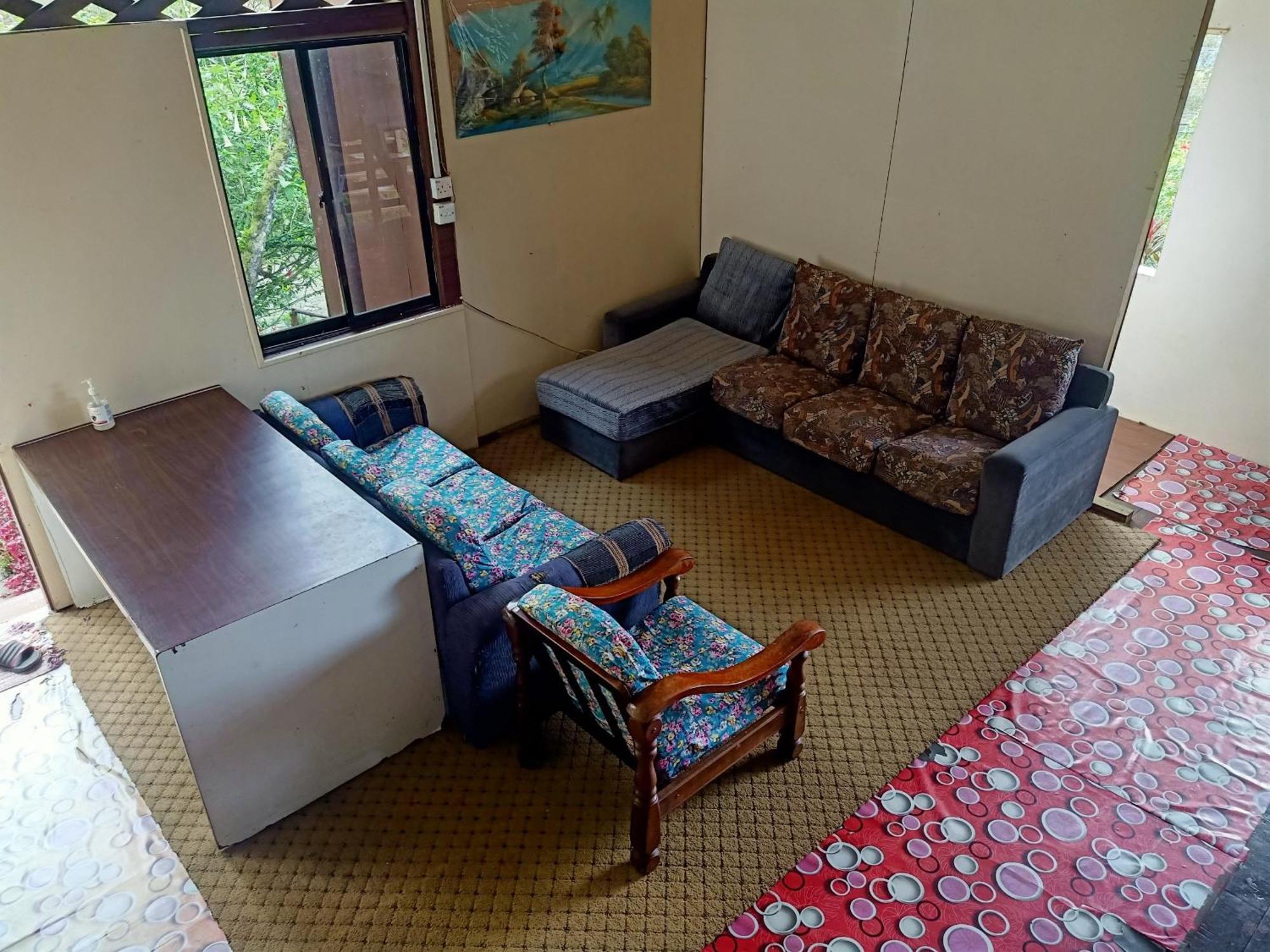 Oyo Home 90430 Mountain Resthouse Ranau Luaran gambar